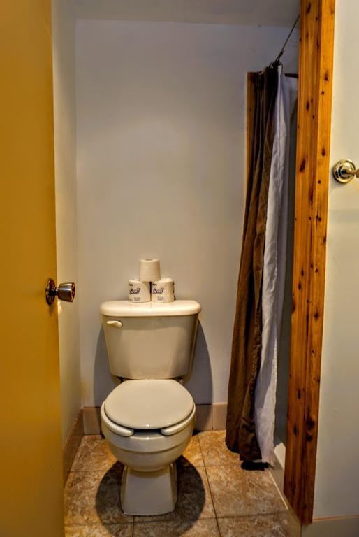 Southside Lodge Whistler Ngoại thất bức ảnh